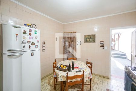 Casa à venda com 120m², 2 quartos e 2 vagasCozinha