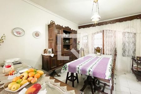 Casa à venda com 245m², 3 quartos e 2 vagas Casa à venda com 245m², 3 quartos e 2 vagasSala de Jantar