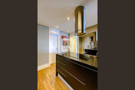 Apartamento à venda com 80m², 1 quarto e 2 vagasCozinha