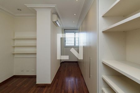 Apartamento à venda com 500m², 4 quartos e 3 vagasQuarto 4 - Suíte