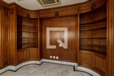 Apartamento à venda com 500m², 4 quartos e 3 vagasSala de TV