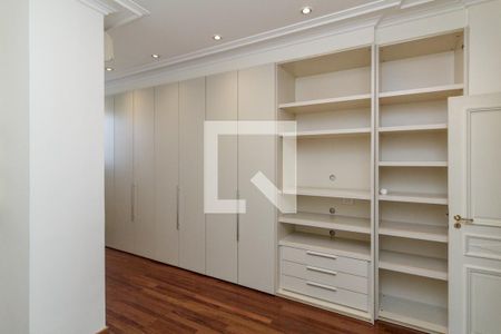 Apartamento à venda com 500m², 4 quartos e 3 vagasQuarto 4 - Suíte