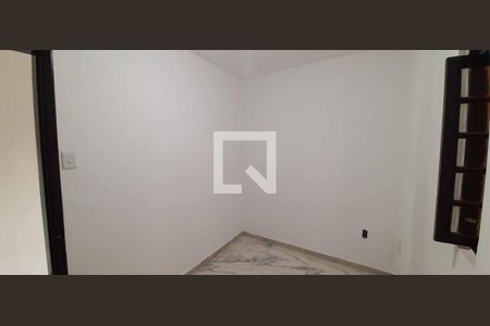 Casa à venda com 200m², 3 quartos e 2 vagasQuarto