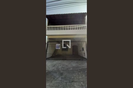 Casa à venda com 200m², 3 quartos e 2 vagasFachada da Casa