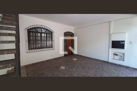 Casa à venda com 200m², 3 quartos e 2 vagasGaragem
