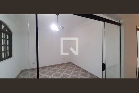 Sala de casa para alugar com 3 quartos, 200m² em Quitaúna, Osasco