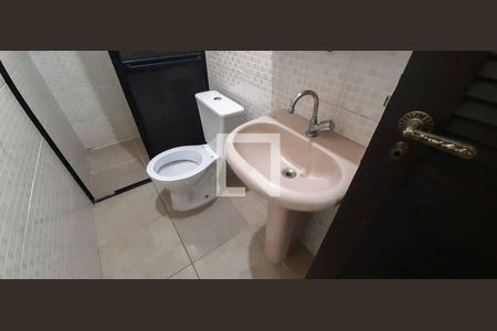 Casa à venda com 200m², 3 quartos e 2 vagasBanheiro da Suíte