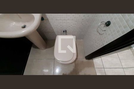 Casa à venda com 200m², 3 quartos e 2 vagasBanheiro Social