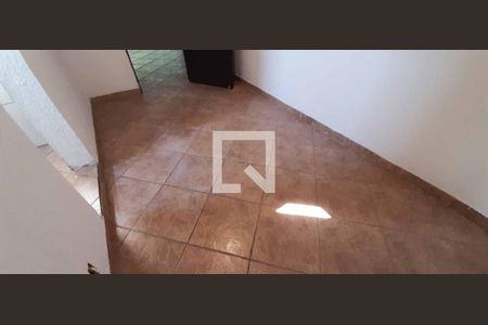 Casa à venda com 200m², 3 quartos e 2 vagasEdícula