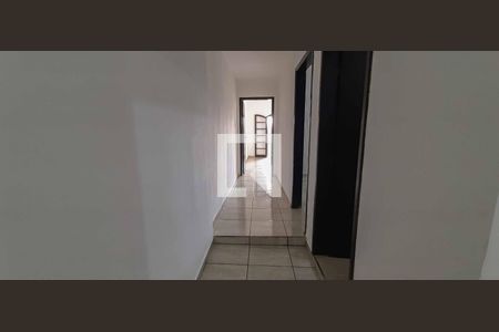 Casa à venda com 200m², 3 quartos e 2 vagasCorredor dos Quartos
