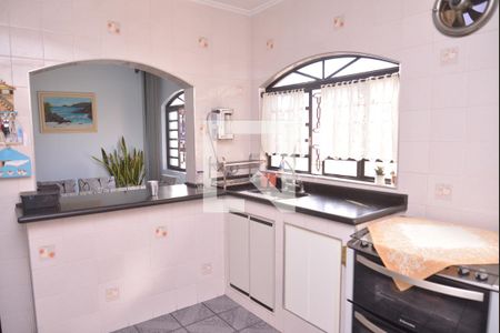 Casa à venda com 236m², 4 quartos e 6 vagasCozinha