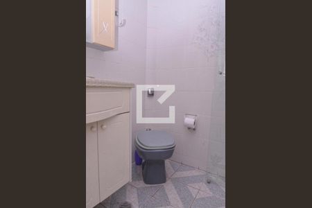 Casa à venda com 236m², 4 quartos e 6 vagasBanheiro da Suíte 1