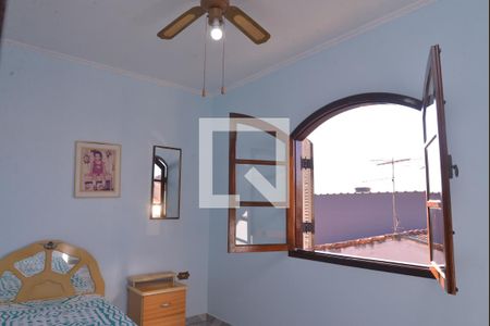 Casa à venda com 236m², 4 quartos e 6 vagasQuarto 2