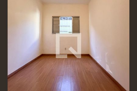 Casa à venda com 250m², 3 quartos e 4 vagasQuarto