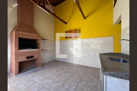 Casa à venda com 250m², 3 quartos e 4 vagasChurrasqueira