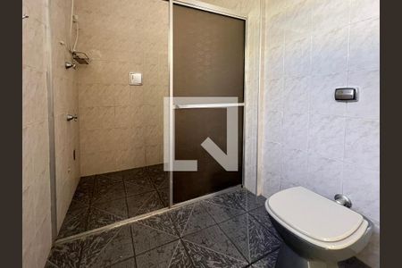 Casa à venda com 250m², 3 quartos e 4 vagasBanheiro da Suíte