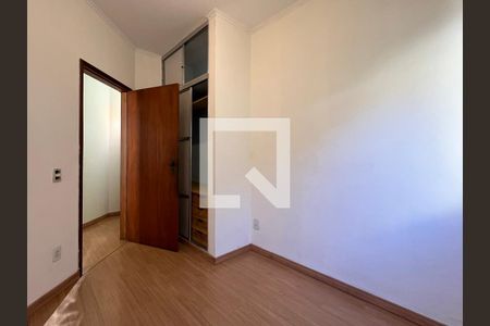 Casa à venda com 250m², 3 quartos e 4 vagasQuarto