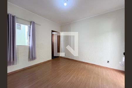Casa à venda com 250m², 3 quartos e 4 vagasSuíte