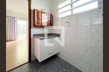 Casa à venda com 250m², 3 quartos e 4 vagasBanheiro da Suíte