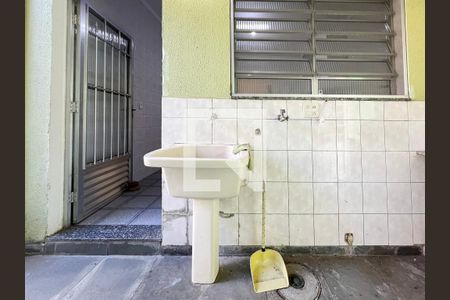 Casa à venda com 250m², 3 quartos e 4 vagasÁrea de Serviço