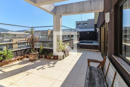 Apartamento à venda com 164m², 4 quartos e 2 vagasTerraço