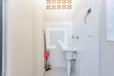 Casa para alugar com 25m², 1 quarto e sem vagaÁrea de Serviço