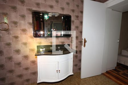 Casa à venda com 400m², 3 quartos e 12 vagasBanheiro da Suíte 1