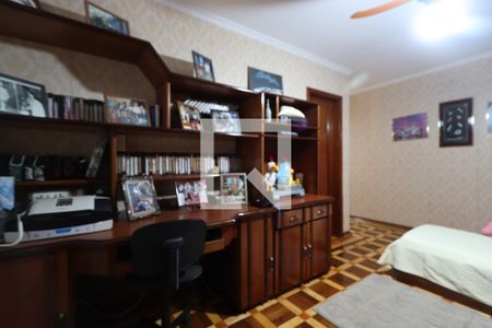 Casa à venda com 400m², 3 quartos e 12 vagasSuíte 2