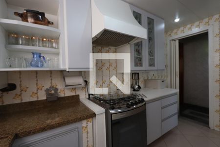 Casa à venda com 400m², 3 quartos e 12 vagasCozinha