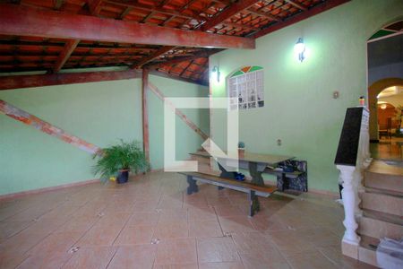 Varanda coberta de casa à venda com 5 quartos, 265m² em Boa Vista, Belo Horizonte