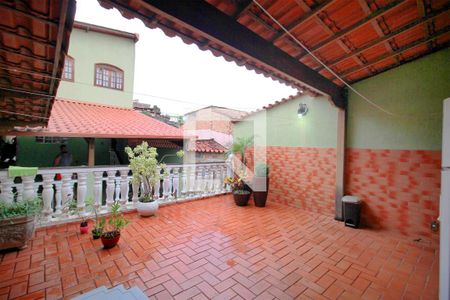 Casa à venda com 265m², 5 quartos e 2 vagasTerraço