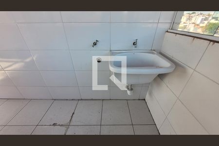 Área de serviço  de apartamento à venda com 2 quartos, 108m² em Vila Lucinda, Santo André