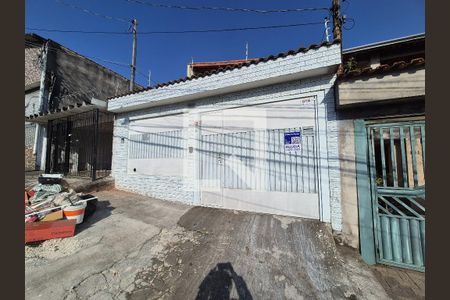 Casa para alugar com 200m², 3 quartos e 4 vagasFachada
