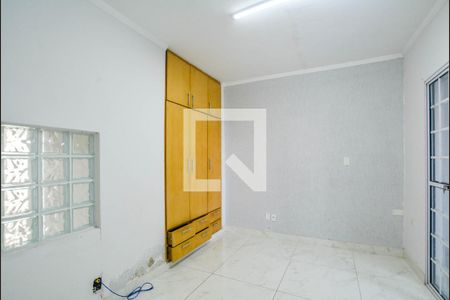 Casa para alugar com 200m², 3 quartos e 4 vagasEscritório