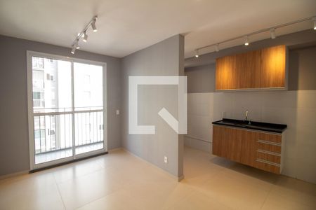 Sala de apartamento à venda com 2 quartos, 41m² em Santo Amaro, São Paulo
