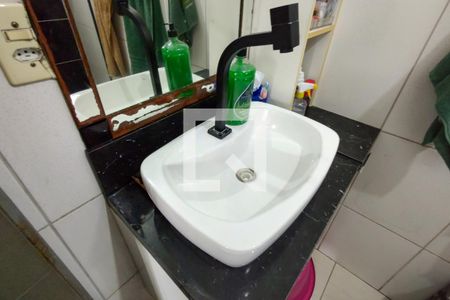 Casa para alugar com 80m², 2 quartos e 2 vagas Casa para alugar com 80m², 2 quartos e 2 vagasBanheiro