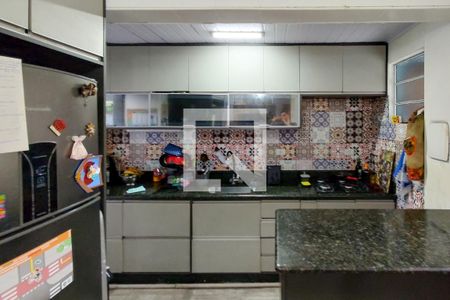 Casa para alugar com 80m², 2 quartos e 2 vagas Casa para alugar com 80m², 2 quartos e 2 vagasCozinha