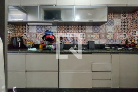 Casa para alugar com 80m², 2 quartos e 2 vagas Casa para alugar com 80m², 2 quartos e 2 vagasCozinha