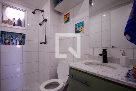 Apartamento à venda com 70m², 3 quartos e 2 vagasBanheiro Social 