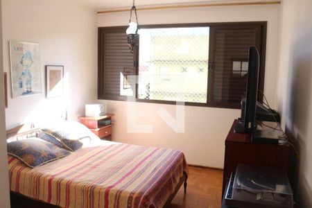 Apartamento para alugar com 222m², 4 quartos e 2 vagasQuarto 2