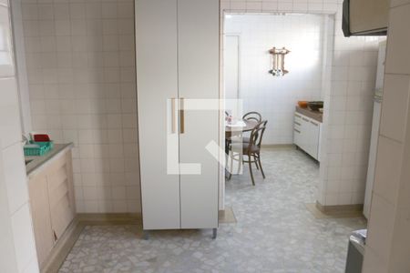 Cozinha de apartamento à venda com 4 quartos, 222m² em Santo Antônio, São Caetano do Sul