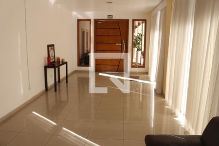 Apartamento para alugar com 222m², 4 quartos e 2 vagasHall social