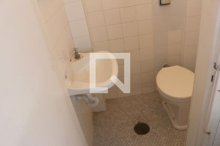 Apartamento para alugar com 222m², 4 quartos e 2 vagasBanheiro de serviço