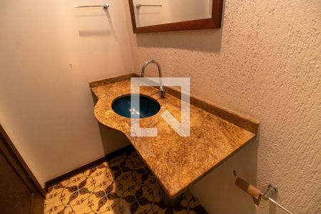 Casa de condomínio à venda com 450m², 5 quartos e 2 vagas Casa de condomínio à venda com 450m², 5 quartos e 2 vagasLavabo