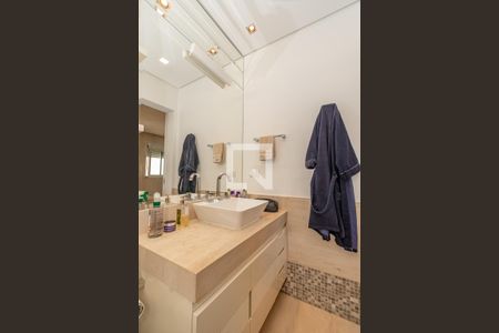 Apartamento à venda com 340m², 4 quartos e 4 vagasBanheiro da Suíte 1