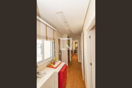 Apartamento à venda com 340m², 4 quartos e 4 vagasCorredor 