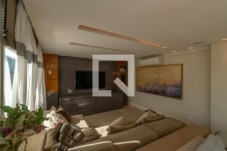Sala de TV   de apartamento à venda com 4 quartos, 340m² em Cambuí, Campinas