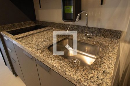 Studio à venda com 26m², 1 quarto e sem vaga Studio à venda com 26m², 1 quarto e sem vagaCozinha