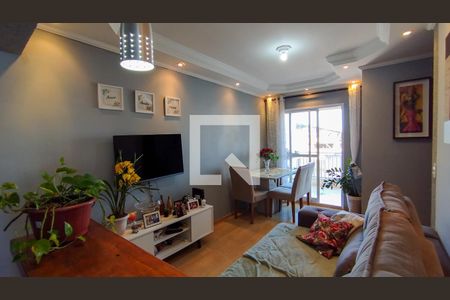 Sala de apartamento para alugar com 2 quartos, 50m² em Santa Maria, Santo André