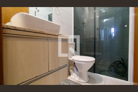 Apartamento à venda com 50m², 2 quartos e 1 vaga Apartamento à venda com 50m², 2 quartos e 1 vagaBanheiro Social